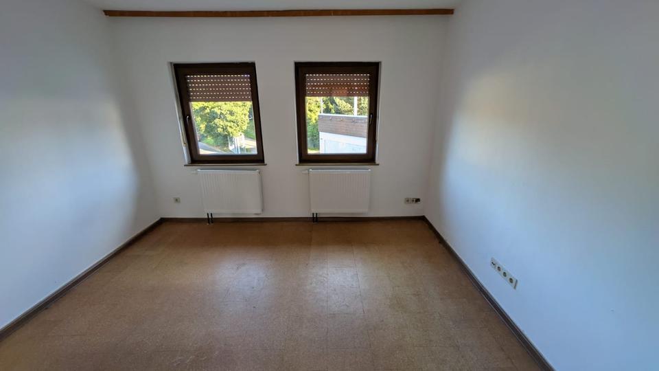 Moderne Wohnung mit Balkon 4 zimmer