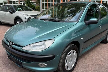 Peugeot 206 93.900 km 2.990 &euro; Magdeburg 39124