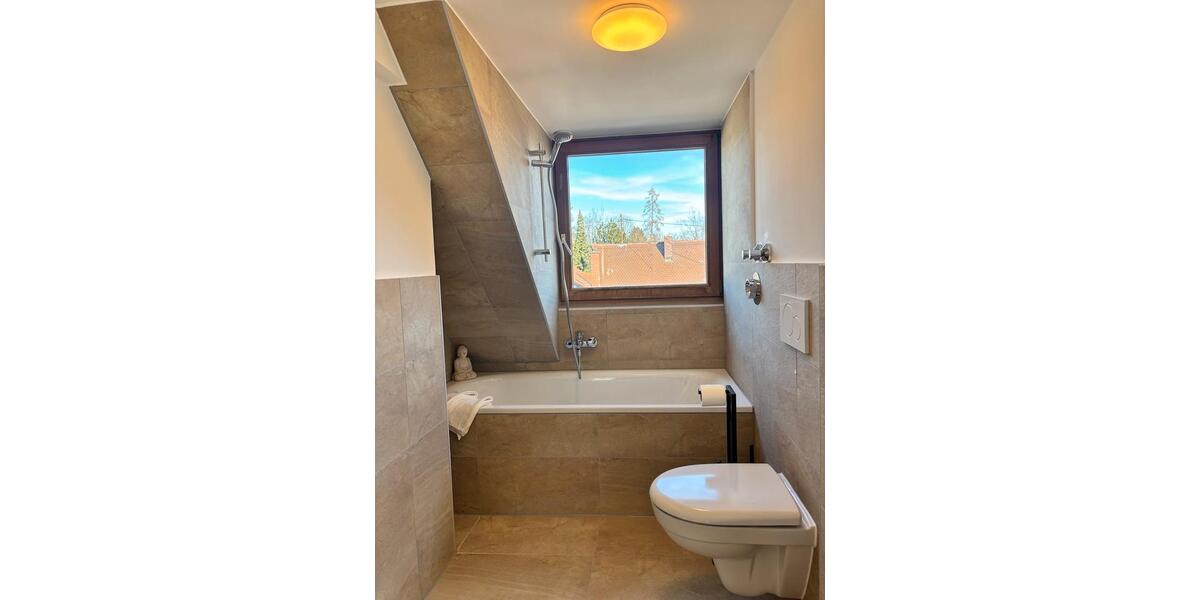 Dachgeschoßwohnung München Trudering-Riem - 2 Zimmer, 53 m&sup2;, 1.690&euro; | Angebot:25935177