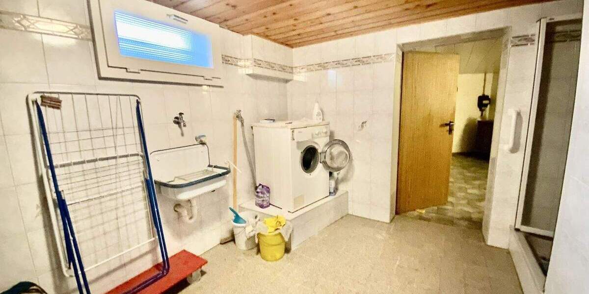 Bungalow Werne - 6 Zimmer, 142 m&sup2;, 450.000&euro; | Angebot:24620964