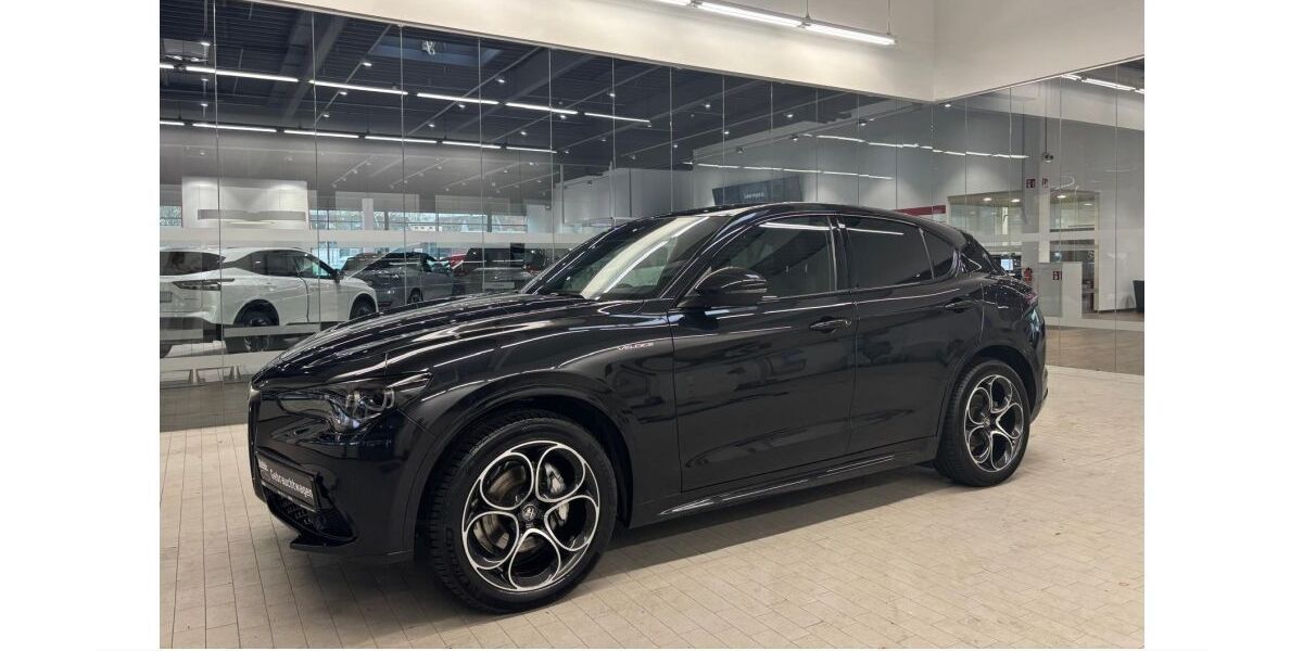 Alfa Romeo Stelvio 34.906 km 39.880 &euro; Oberhausen 46049