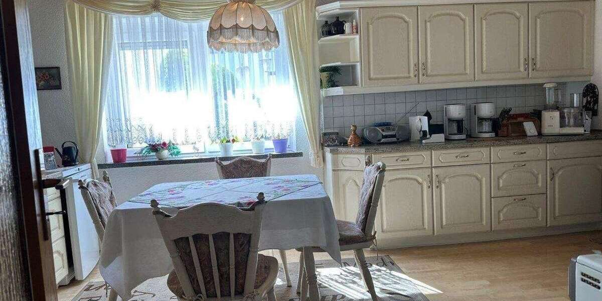 Massives Einfamilienreihenhaus - Reihenhaus Pößneck | Angebot:27223156