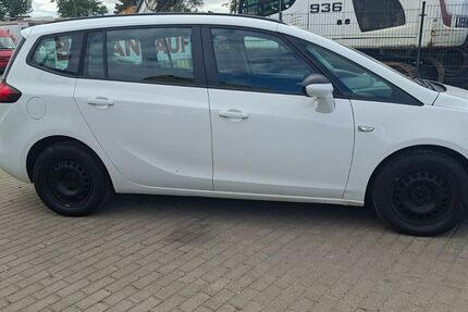 Opel Zafira 257.452 km 3.990 &euro; Raguhn-Jeßnitz 06779