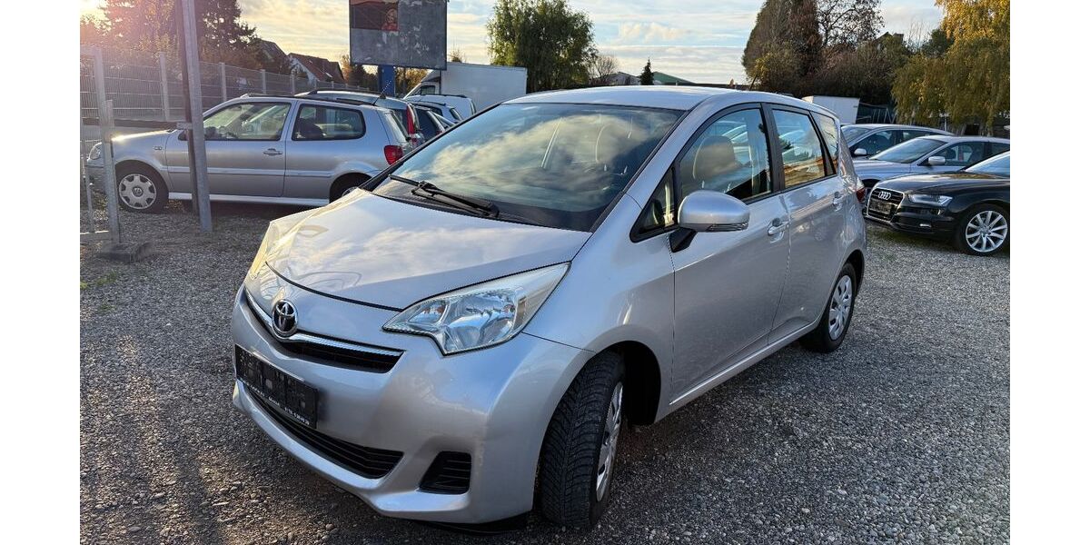 Toyota Verso-S 111.000 km 6.500 &euro; Bürstadt 68642