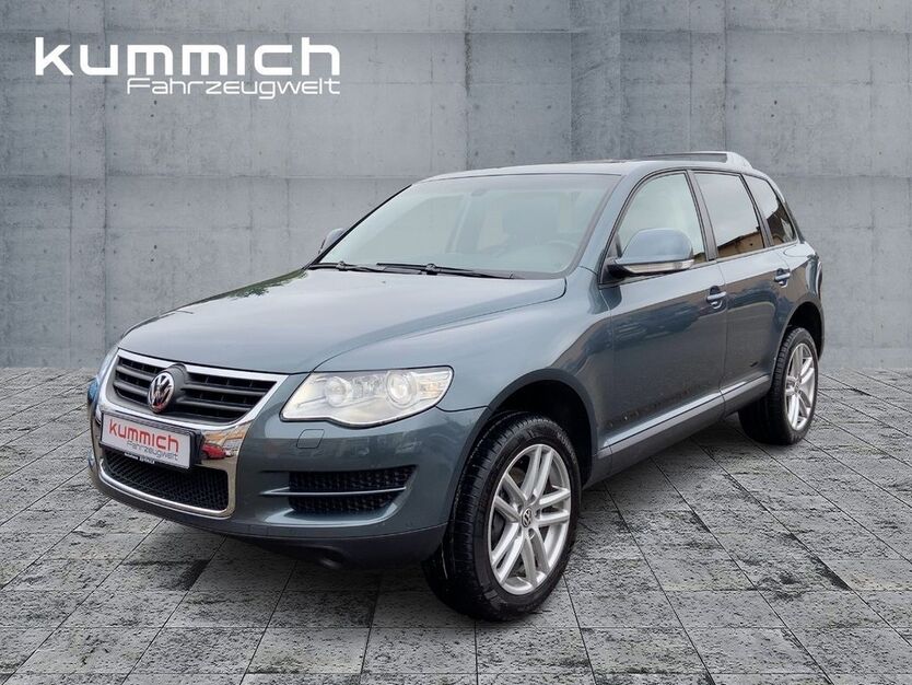 VW Touareg 88.608 km 17.200 € Nürnberg 90429