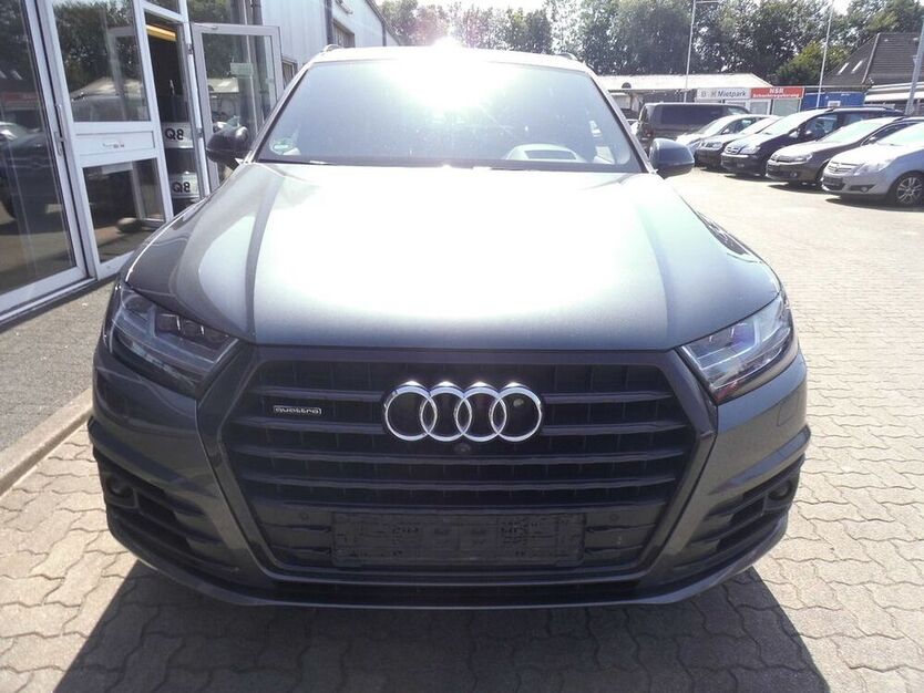 Q7