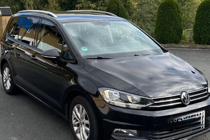 VW Touran 191.576 km 13.500 € Siegen 57074