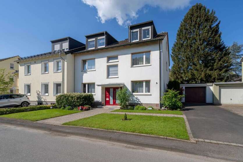 Haus zum Kaufen in Kamen 475.000 € 230 m²