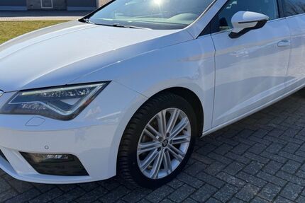 Seat Leon 124.648 km 13.400 &euro; Schwerin 19061