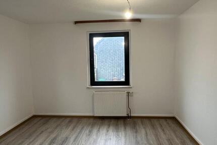 Haus Hof - 4.5 Zimmer, 106 m&sup2;, 750&euro; | Angebot:25917293