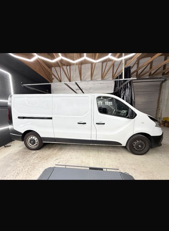 Renault Trafic 117.000 km 14.900 € Bayreuth 95447