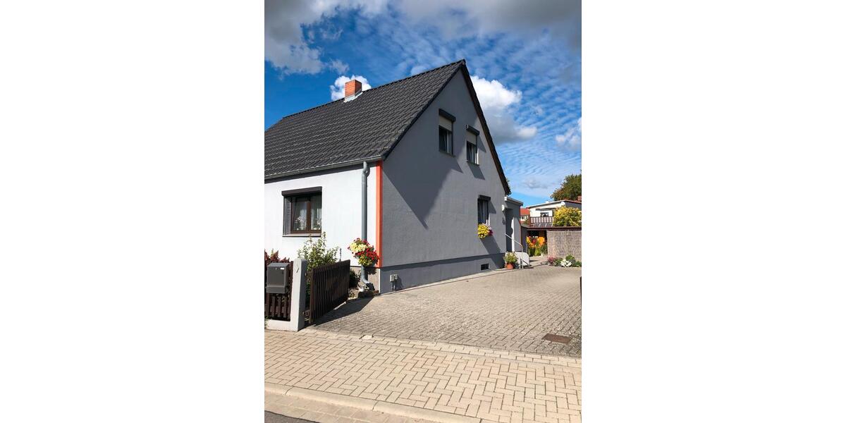 Doppelhaushälfte Salzwedel - 4 Zimmer, 85 m&sup2;, 190.000&euro; | Angebot:26023020