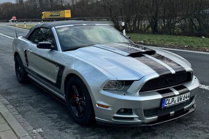 Ford Mustang 75.000 km 20.999 &euro; Dorsten 46284