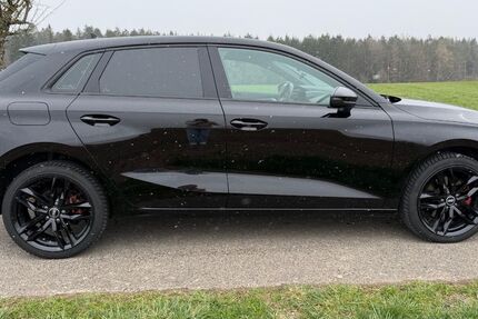 Audi A3 94.000 km 18.900 &euro; Sünzhausen 85301