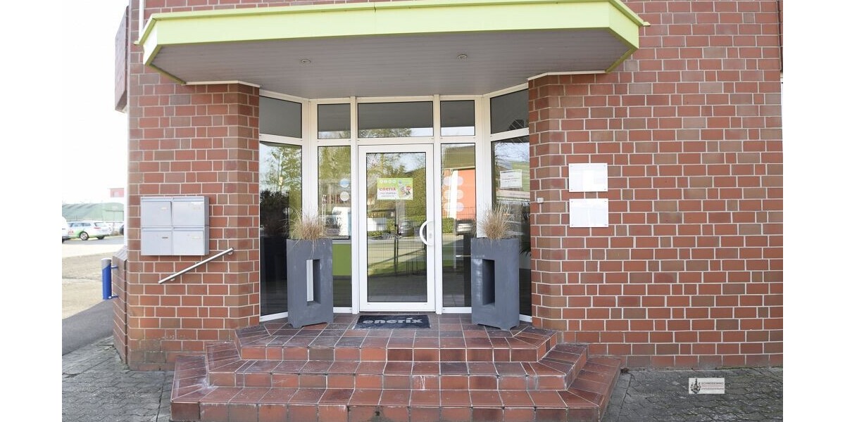 Gewerbefläche TOP-Lage an der B6 2 Hallen mit je ca. 600 m² 1 Halle mit ca. 150 m² + Büro 300 m² - Gewerbeobjekt Weyhe | Angebot:25181992