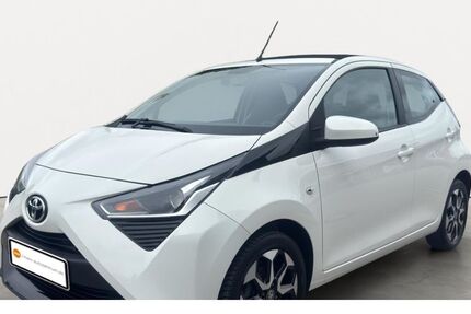 Toyota Aygo (X) 123.073 km 10.960 &euro; Lüneburg 21337
