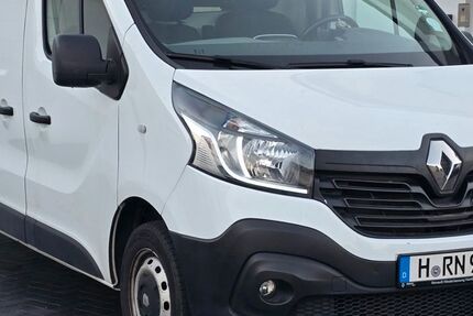 Renault Trafic 114.999 km 11.799 € Sarstedt 31157