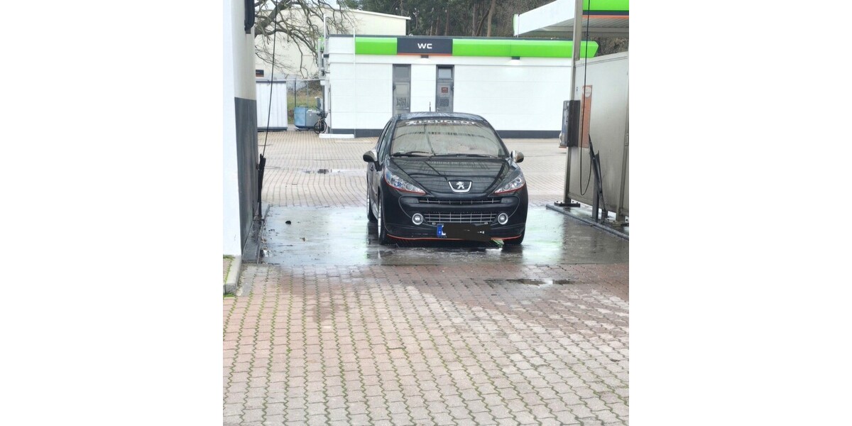 Peugeot 207 195.000 km 3.300 &euro; Güstrow 18273