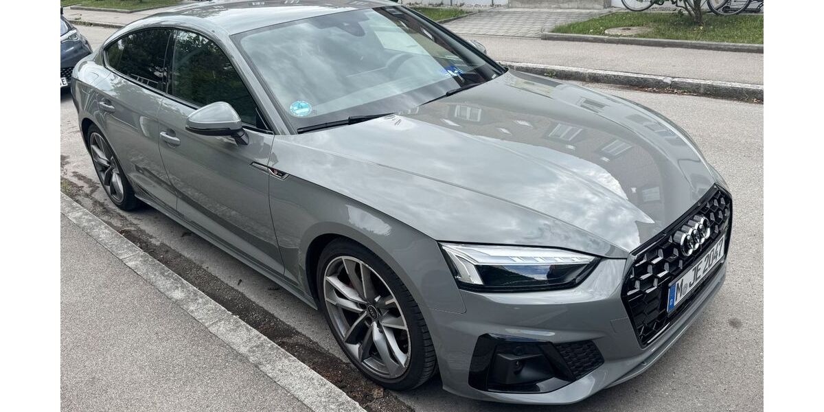 Audi A5 89.000 km 31.900 &euro; München 81249
