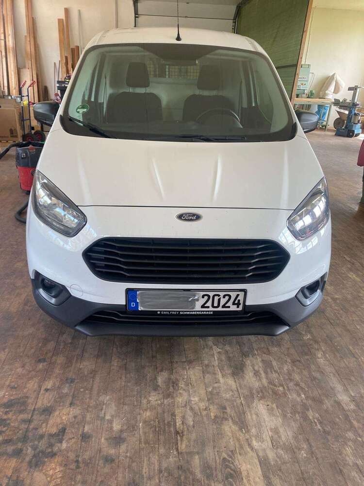 Courier