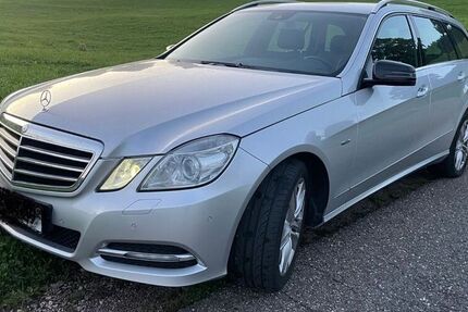 Mercedes E 220