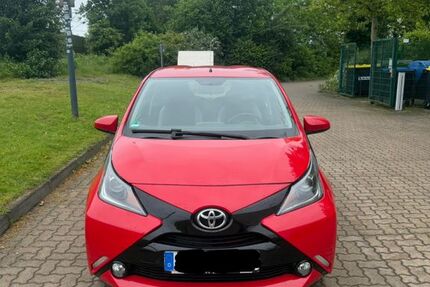 Toyota Aygo (X) 75.900 km 8.800 &euro; Ronnenberg 30952