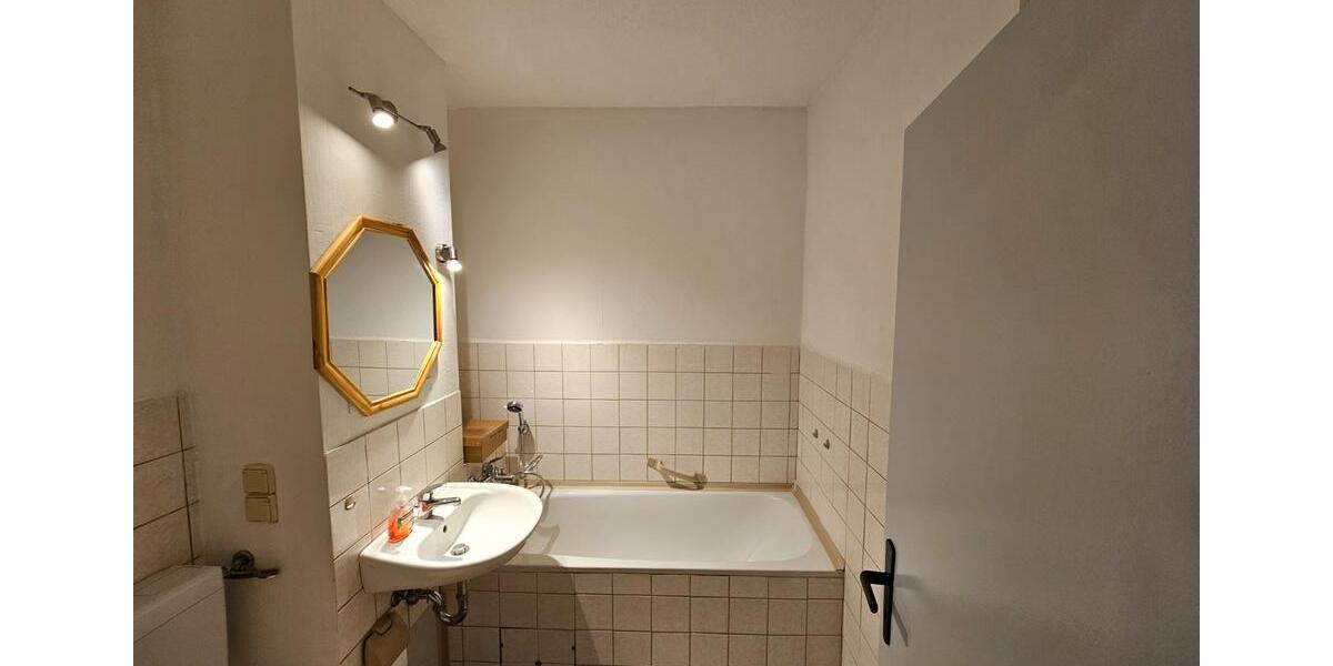 Eigentumswohnung an der UNI 4 zimmer