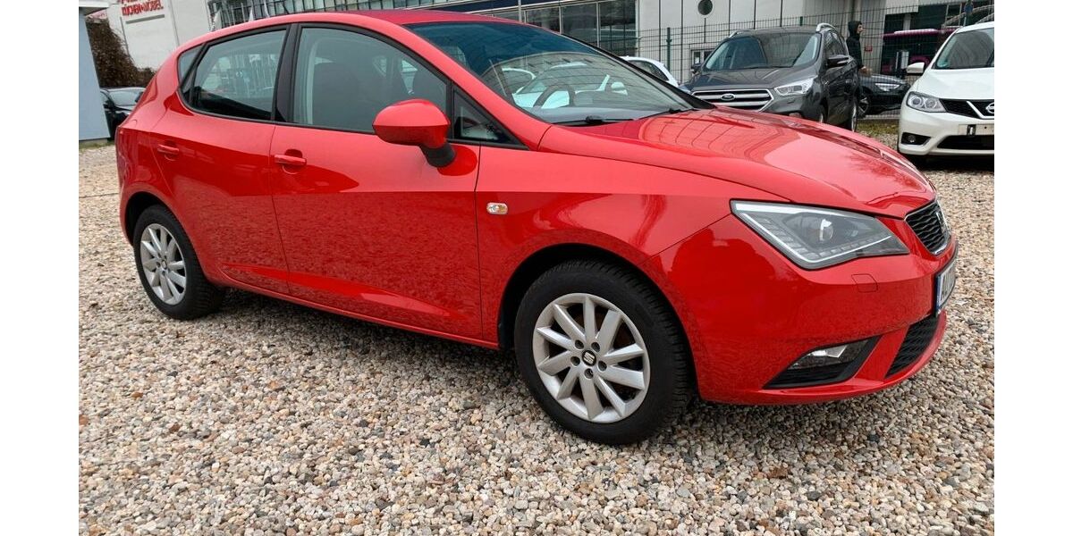 Seat Ibiza 92.500 km 8.900 &euro; Berlin-Spandau 13597