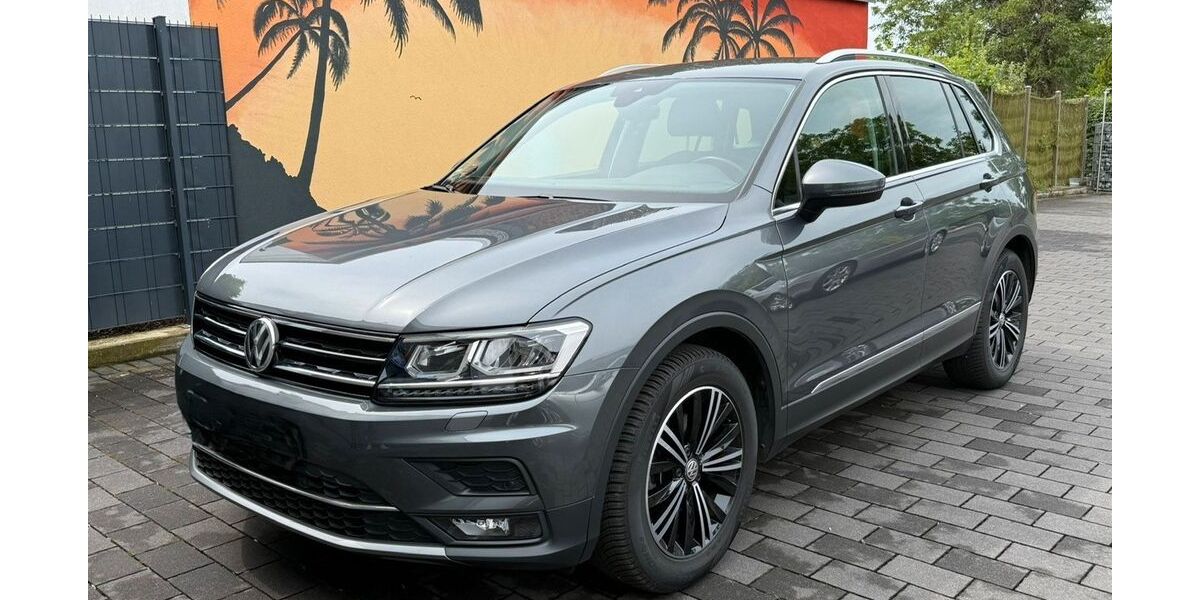 VW Tiguan 60.000 km 21.700 &euro; Niederkassel 53859