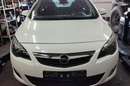 Opel Astra 285.283 km 3.499 &euro; Wusterwitz 14789