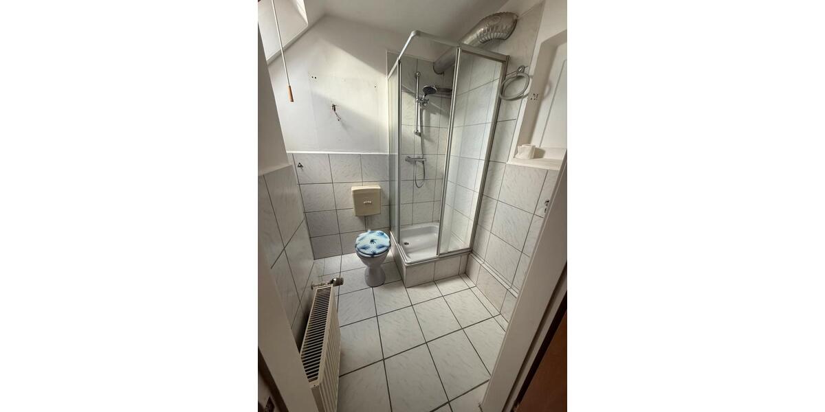 Dachgeschoßwohnung Heiligenhaus - 2 Zimmer, 50 m&sup2;, 500&euro; | Angebot:24689622