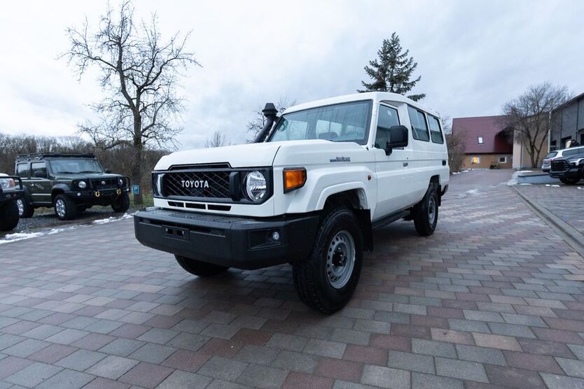 Toyota Land Cruiser 20 km 62.500 € Markt Bibart 91477
