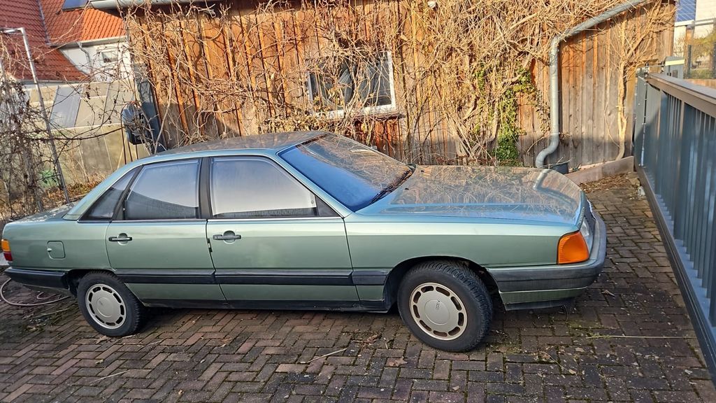 Audi 100 230.500 km 2.000 &euro; Baar-Ebenhausen 85107