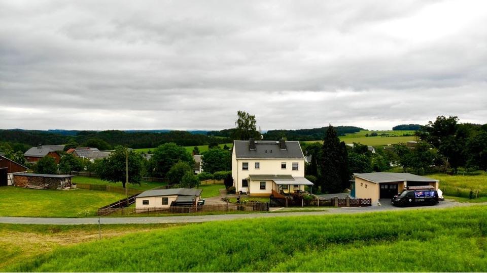 Doppelhaushälfte Greiz - 3 Zimmer, 71 m&sup2;, 65.000&euro; | Angebot:27438745