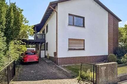 Haus Langgöns - 9 Zimmer, 185 m&sup2;, 450.000&euro; | Angebot:21472089