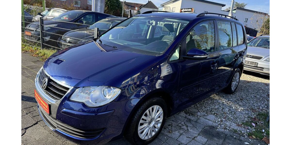 VW Touran 186.000 km 3.499 &euro; Paderborn 33100