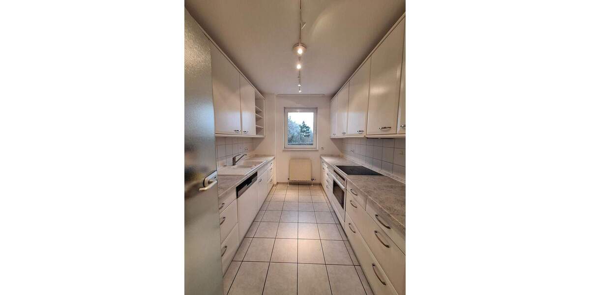 KL- Kaiserberg - helle, lichtdurchflutete 3 Zimmer- Wohnung mit Terrasse und kleinem Garten 3 zimmer