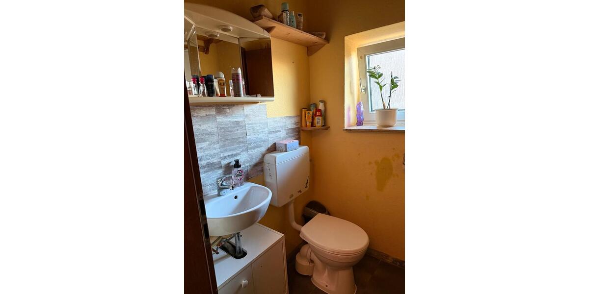 Doppelhaushälfte Frankfurt am Main Ginnheim - 5 Zimmer, 127 m&sup2;, 1.400&euro; | Angebot:26318609