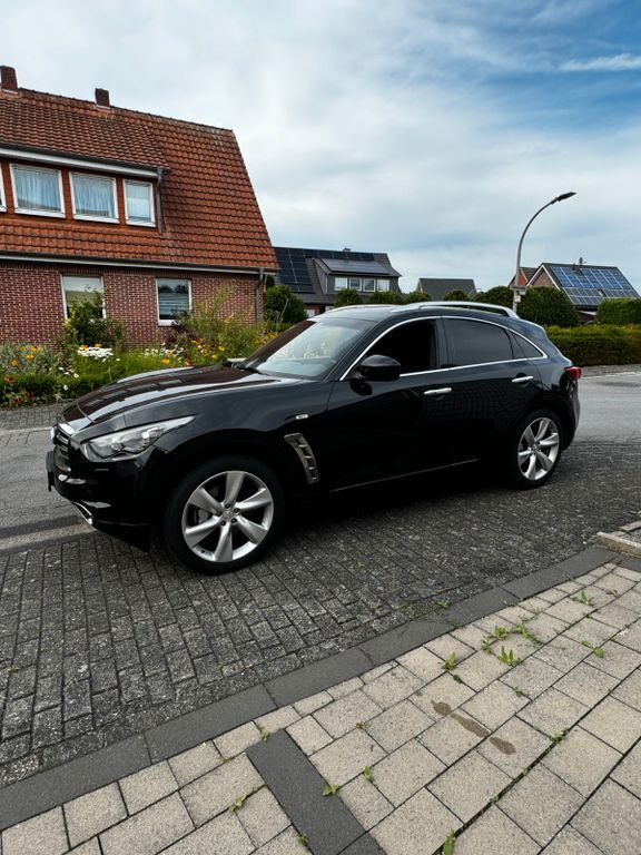 INFINITI FX 188.000 km 12.900 € Bergkamen 59192