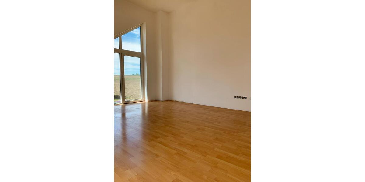 Dachgeschoßwohnung Eschlkam - 5 Zimmer, 90 m&sup2;, 650&euro; | Angebot:24286558