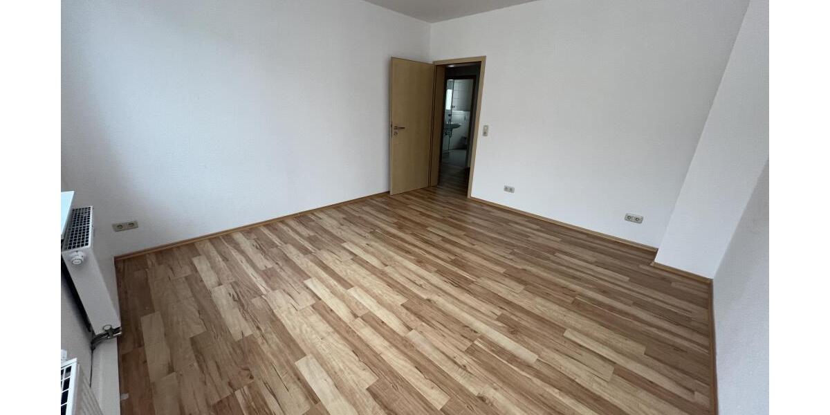 Moderne 3 Raum-Wohnung mit stylischem Bad mit Fenster, Dusche und Wanne. - Etagenwohnung Gera Lusan | Angebot:26991448