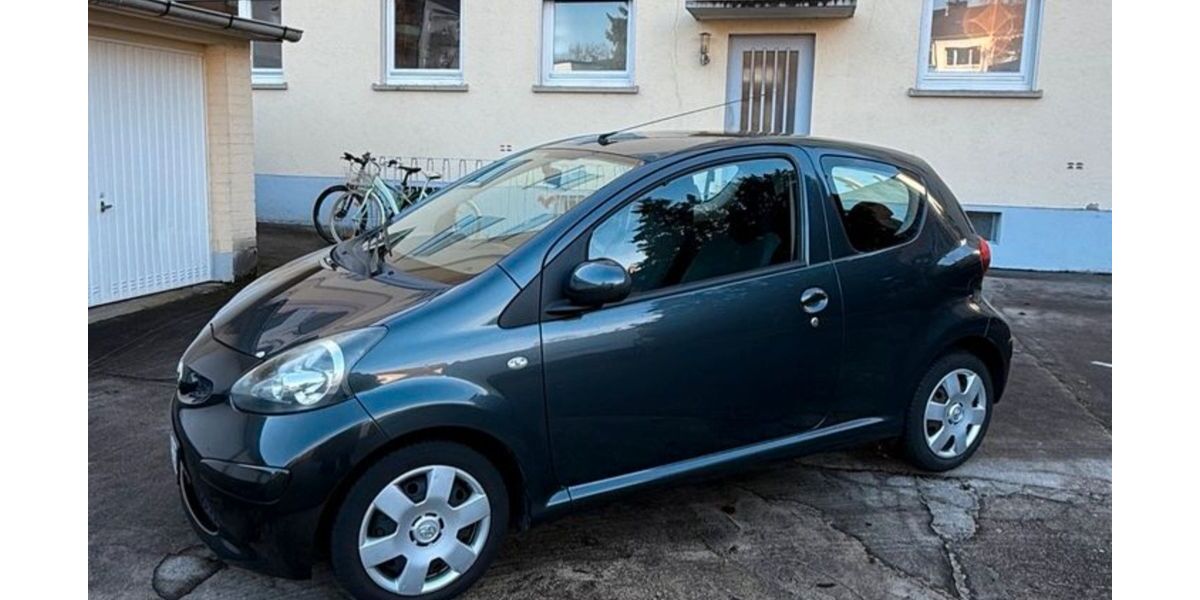 Toyota Aygo (X) 139.000 km 2.200 &euro; Mannheim 68199