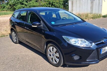 Ford Focus 132.400 km 4.790 &euro; Obrigheim (Pfalz) 67283