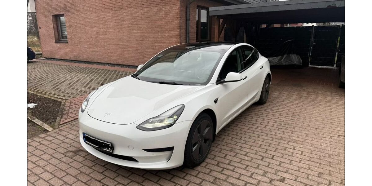 Tesla Model 3 106.000 km 21.499 &euro; Ganderkesee 27777