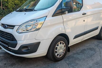 Ford Transit Custom 210.000 km 8.990 &euro; Fürth 90766