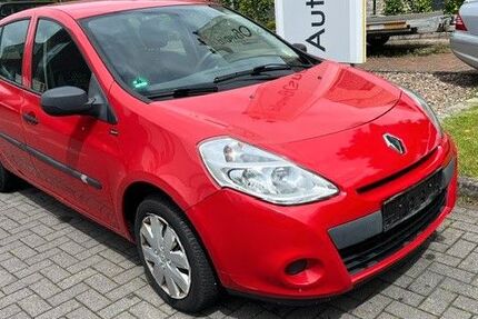 Renault Clio 154.320 km 2.390 &euro; Diepholz 49356