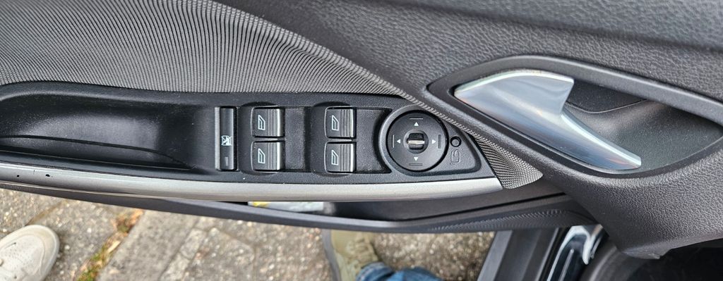 Ford Focus 264.500 km 3.490 &euro; Saarbrücken 66121