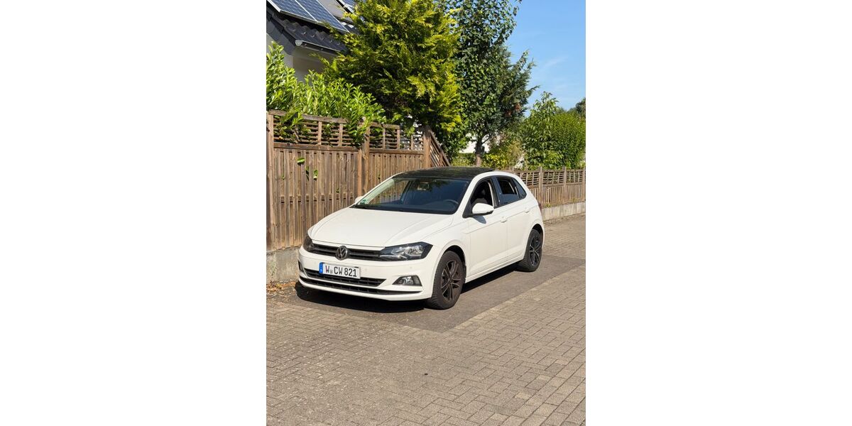 VW Polo 56.750 km 13.299 &euro; Köln 51109