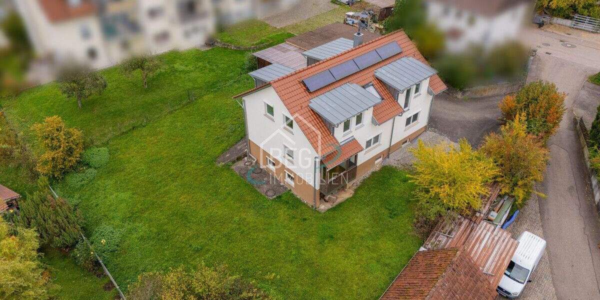Modernisiertes Zweifamilienhaus mit großem Garten und flexibler Nutzung 6 zimmer