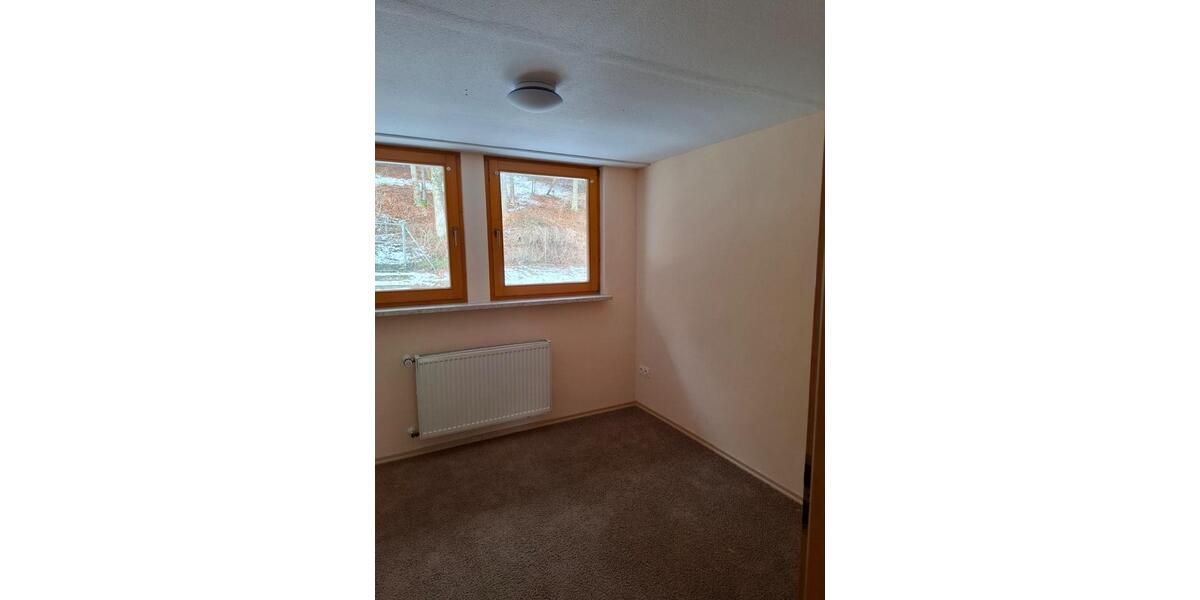 Einfamilienhaus Schonungen Forst - 8 Zimmer, 155 m&sup2;, 365.000&euro; | Angebot:26759985